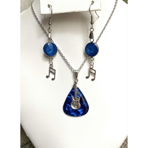 Handmade Resin Music Lover Jewelry Set - Blue Guitar Pick Pendant and Earrings - Picture 1 of 4